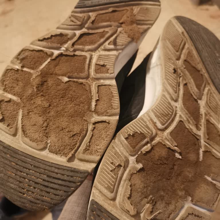 Skechers Ayakkabısının Tabanı Üretim Hatası, Değişim Talebim Reddedildi