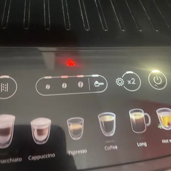 Delonghi Kahve Makinesinde Sürekli Arıza Ve Ücret İadesi Talebi
