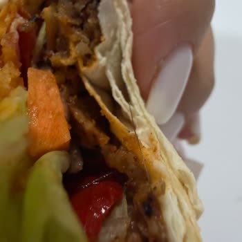 Kıl Çıkan Çiğköfte Ve 30 Dakika Süren Müşteri Hizmeti Sorunu