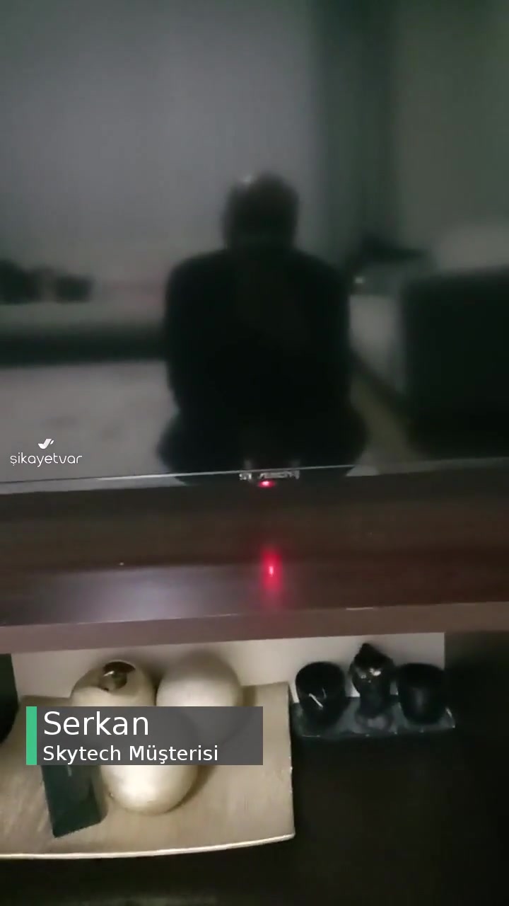 Skytech Televizyon Altta Işık Yanıyor Fakat Ne Ses Ne Görüntü Var! videonun kapak resmi