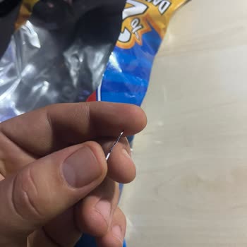 Ruffles Cipsinde Metal Parça Çıktı Ve Sağlık Riski Oluştu
