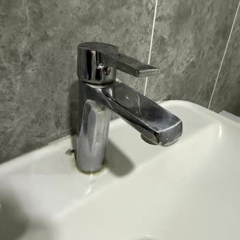 Penta Lavabo Bataryasında Kireçlenme Nedeniyle İç Tırnak Kırılması Ve Ücretsiz Tamir Talebi