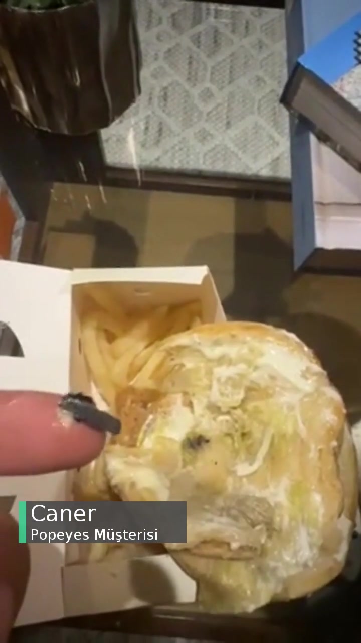 Popeyes Burgerin İçinden Çıkan Plastik videonun kapak resmi