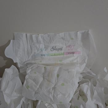 Sleepy Bebek Bezlerinde Yapışkan Olmayan 35 Defolu Ürün