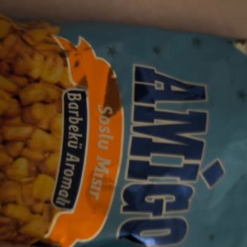 Barbekü Soslu Mısır Paketi İçindeki Taş Dişimi Kaybetmemek Üzere Bıraktı