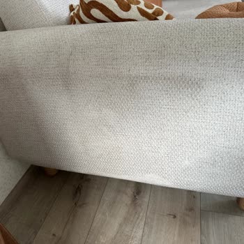 Kirli Gelen Koltuk Takımı Ve Değer Görmeyen Müşteri Hizmeti