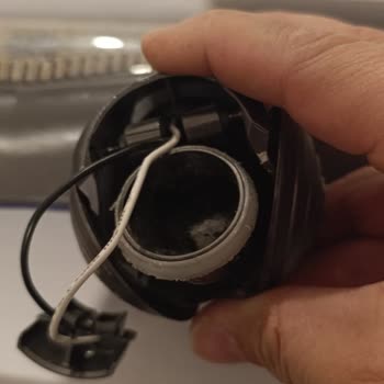 Dyson V8 Süpürgemde Tekrarlayan Arızalar Ve Yetersiz Servis