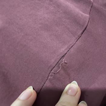Yüksek Ücretli Takımda Kötü Dikiş Ve İade Şansı Yok