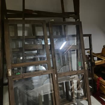 Apartlife’ın Yönetim İhmali: Kapalı Otoparktaki Çöpler, Su Sızıntısı Ve Asansör Denetimsizliği
