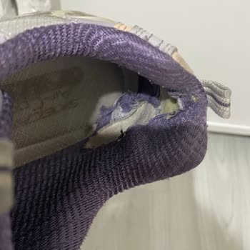 Skechers D'Lites Ayakkabının Kısa Sürede Yırtılması Ve Değişim Talebi