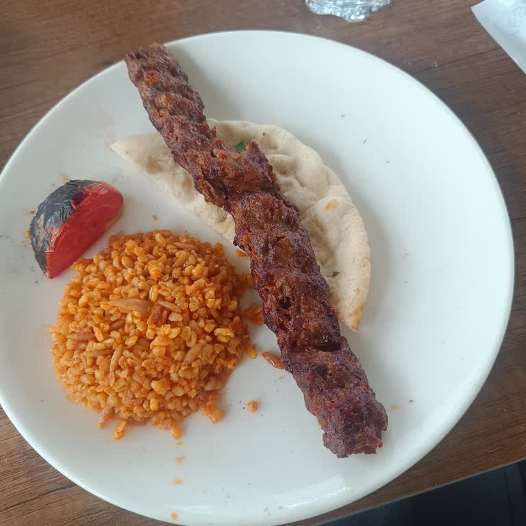 Hijyen Eksikliği Ve İlgisiz Servisle Üzücü Deneyim