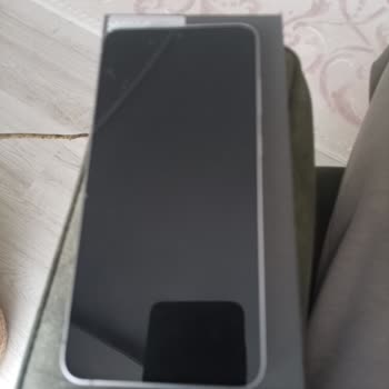 Telefon Donuyor Ve Isınıyor, Bayramda Kullanılamaz