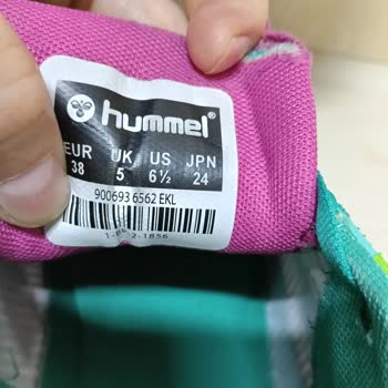 Yeni Alınan Hummel Ayakkabısının İki Gün İçinde Yırtılması Ve Uzun İade Süreci
