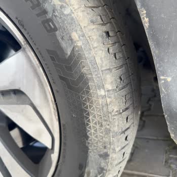 Falken Euroall Season Lastiklerinde Yanak Atması Ve Ücretsiz Değişim Talebi