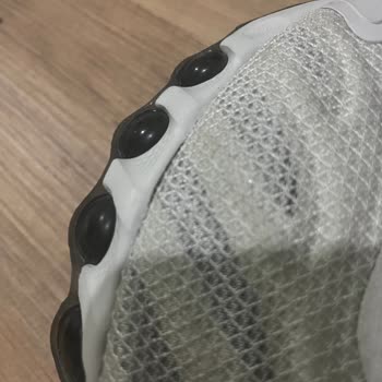 Nike Air Max 8 Ayakkabısında Açılma Sorunu Ve Değişim Talebi