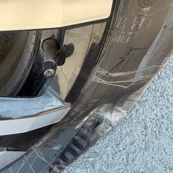 Bridgestone Lastiğin 6 Ayda Patlaması Güvenlik Ve Kalite Endişesi