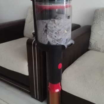 Dyson V16 Süpürgede Sürekli Piston Havayolu Tıkanması Ve Ürün Değişimi Talebi