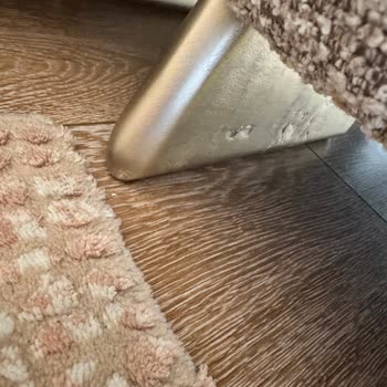 Defolu Koltuk Takımı Tesliminde Gecikme Ve Çözüm Eksikliği
