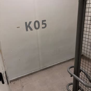 Kocaeli Şehir Hastanesinde Kapalı Alanda Sigara İçilmesi Ve Hijyen İhlali