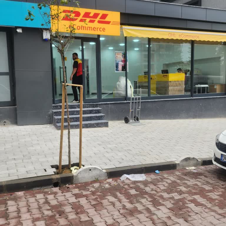 DHL Şirinevler Şubesinde Müşteri İlgisizliği Ve Saygısız Davranış