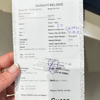 Saatte Görünür Kararma Ve Mağaza Müdürünün Saygısız Yaklaşımı