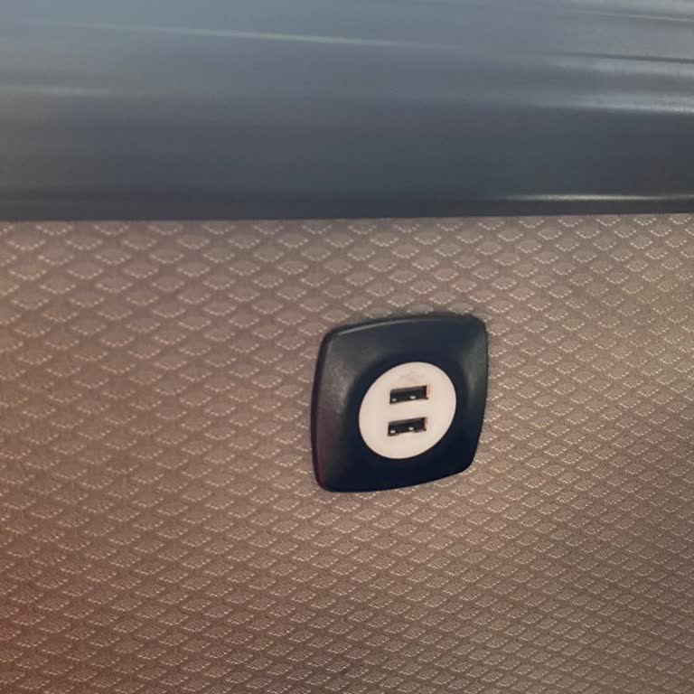 Obilet Kamil Koç Otobüsünde 220v Priz Olmadığı İçin Yanıltıcı Reklam Ve Ücret İadesi Talebi