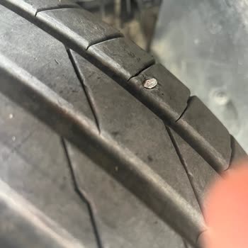 Borusan Oto’da Teslim Edilen Araçta Güvenlik Açığı: Lastik Basınçları Ve Bijon Sorunu