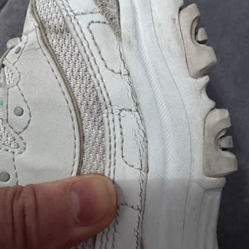 Ayıplı Ayakkabının Garanti Talebi Trendyol Ve Skechers Arasındaki Yetki Çatışması