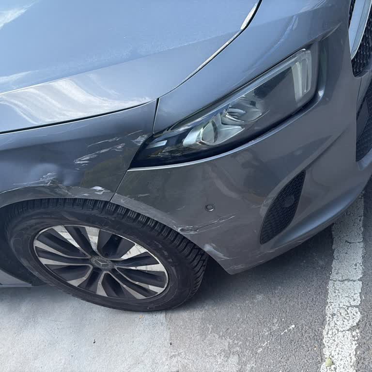 Mercedes-Benz Çamurluk Parçası Teslim Edilmedi Ve Onarım Süreci Uzuyor