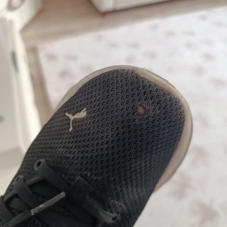 Puma Ayakkabısının Üretim Hatası İddiası Ve Mağazanın Değişim Reddi
