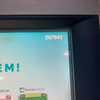 VakıfBank ATM’si Kartsız Para Yatırma İşleminde 2.850 TL’yi Yuttu, İade Yapmadı