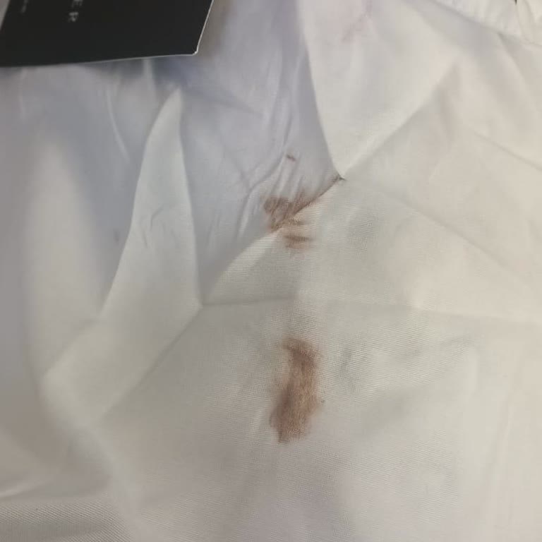Defolu Elbise İadesi Reddedildi, Çifte Kargo Ücreti Ve İade Edilmeyen Ücret