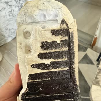 Muya Terliği Tabanı Kısa Sürede Koptu, Kalite Sorunu