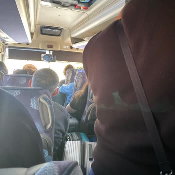 Göltur Otobüsünde Kapasite Aşımı Ve Ayakta Yolcu Uygulaması Güvenliğe Tehdit