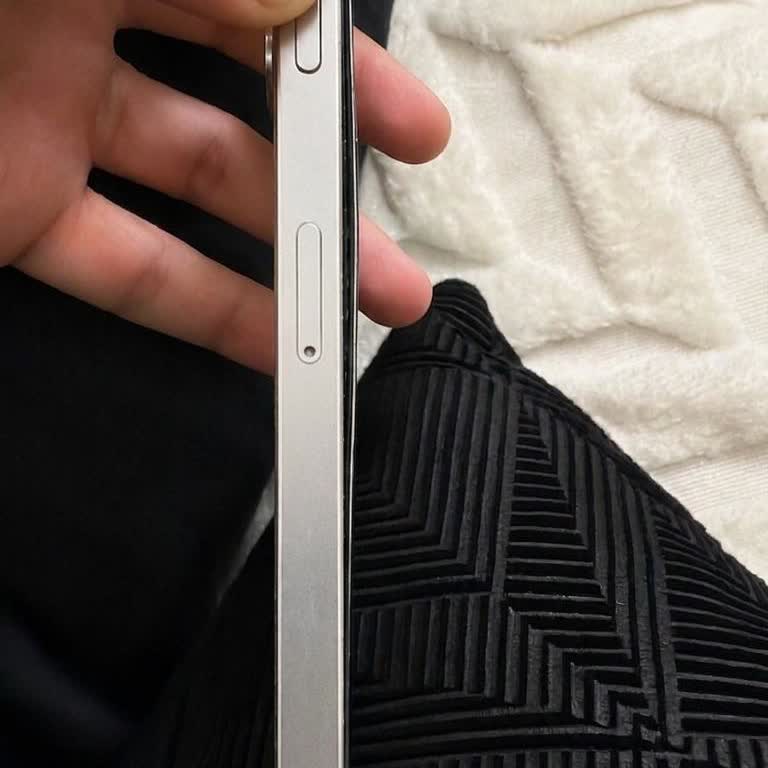 İPhone Şişen Bataryanın Nedeniyle Ekran Hasarı İçin Haksız Ücret Talebi