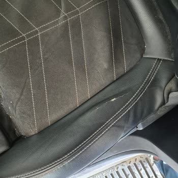 Yeni Opel Grandland Deri Koltuğunda Solma Ve Yırtılma Garanti Reddi
