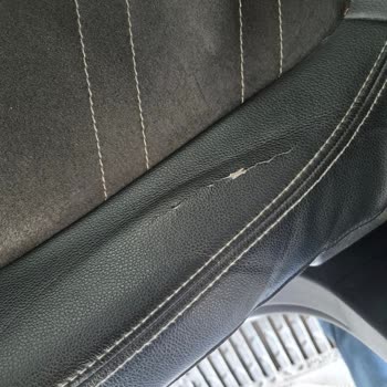 Yeni Opel Grandland Deri Koltuğunda Solma Ve Yırtılma Garanti Reddi