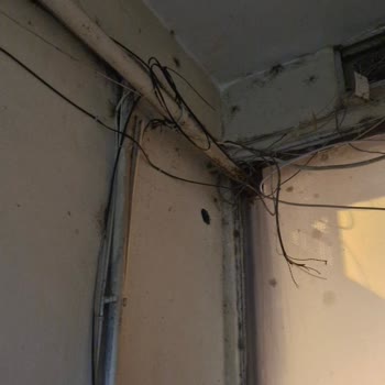 Fiber Çalışmalarının Görüntü Kirliliği Ve Düzensiz Kablolama Şikayeti