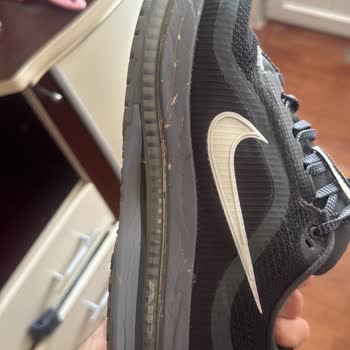 Ayıplı Nike Pegasus Premium ve Tehditkar Müşteri Hizmetleri