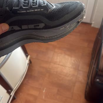 Ayıplı Nike Pegasus Premium ve Tehditkar Müşteri Hizmetleri