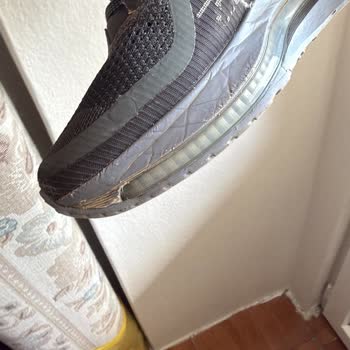 Ayıplı Nike Pegasus Premium ve Tehditkar Müşteri Hizmetleri