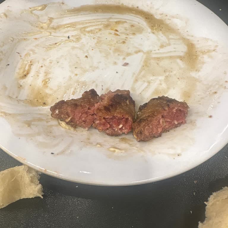 Yakacık Şubesinde Hijyen Eksikliği Ve Kaba Tutum