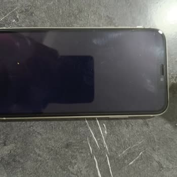 Yeni Aldığım İPhone 11 Ekranı Aniden Çalışmaz