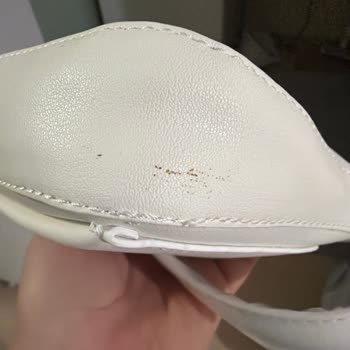 Stokta Olmayan Ayakkabı Satışı, İptal Talebine Rağmen Kargo Gönderimi Ve Defolu Çanta Teslimatı
