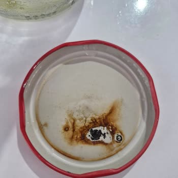 Kapakta Paslanma Ve Siyah Leke Gıda Güvenliğini Tehdit Ediyor