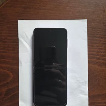 Samsung Z Flip 4 Ekran Ve Menteşe Arızasına Karşı Sigorta Ve Vatan Bilgisayar’ın Çözüm Eksikliği