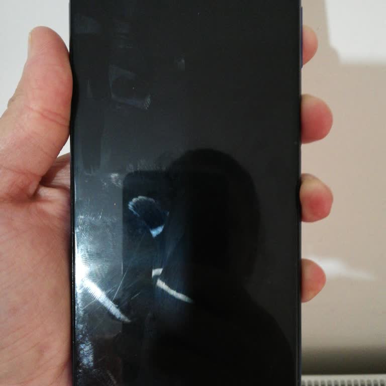 Poco X3 Pro Telefonum Kendiliğinden Kapanıp Açılmıyor Ve Ücretsiz Onarım İstiyorum