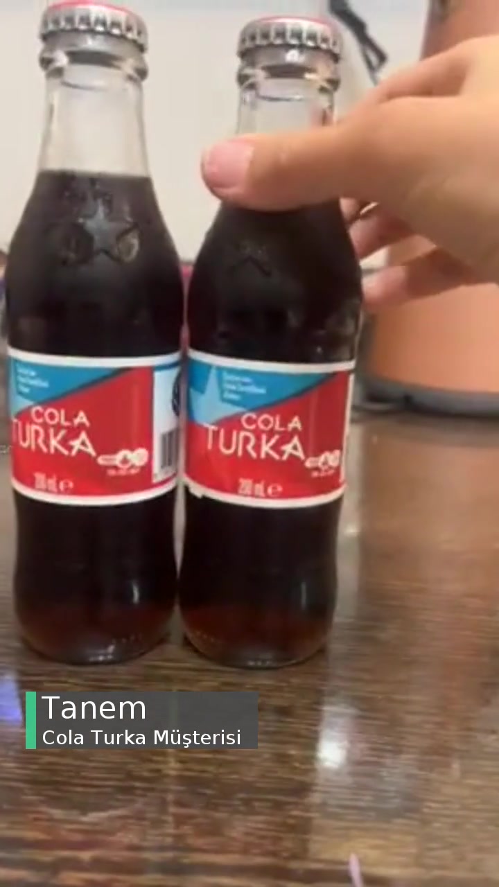 2 Tane 200ml Cola Turka Şişelerinin Miktarlarının Eşit Olmaması! videonun kapak resmi