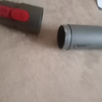 Dyson Süpürge Bağlantı Parçası Normal Kullanımda Ayrıldı, Garanti Kapsamı Reddi