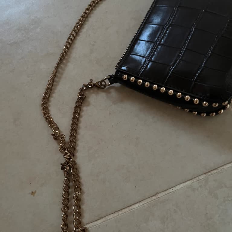 Stradivarius Çantasında Hızlı Paslanma Ve Ücret İadesi Talebi